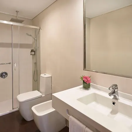 Nh Collection Hotel 4*