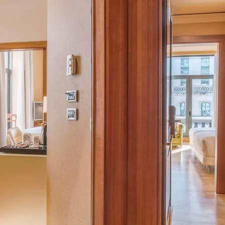 ホテル Nh コレクション ヴィーゴ