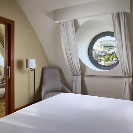 Nh Collection Hotel 4*