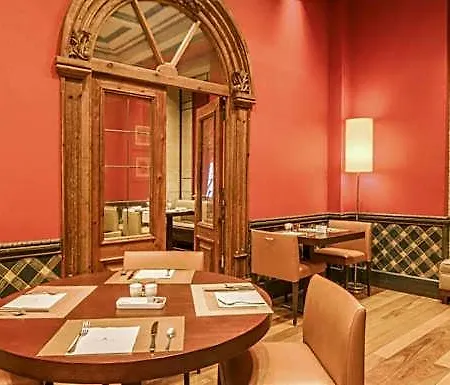 Nh Collection Hotel 4*